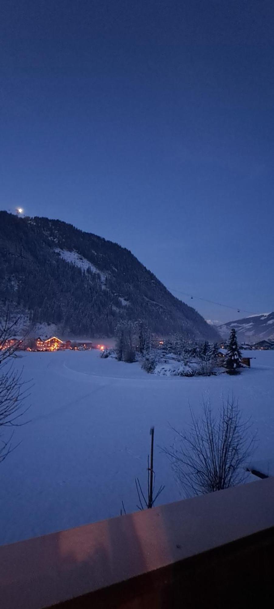 Haus Florian Apartamento Mayrhofen Exterior foto